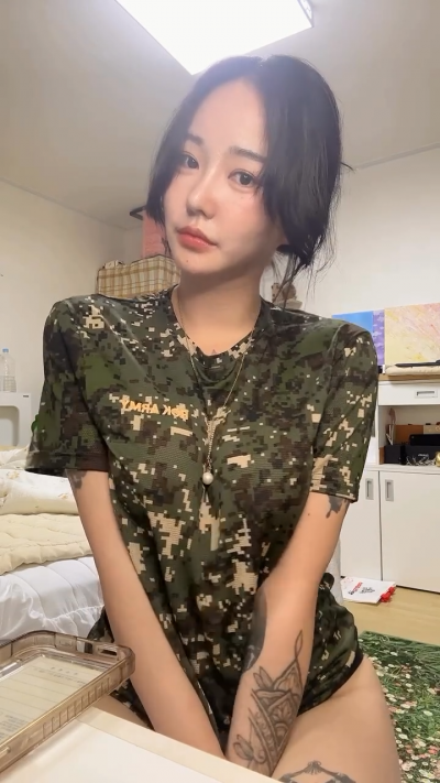 로카티 입고 슴끼 부리는 베이글 전ㅂ연