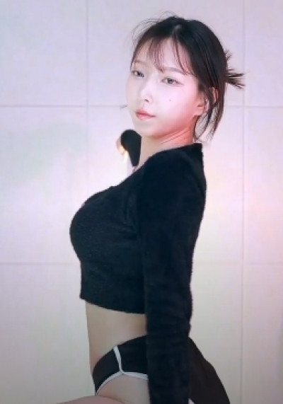 엉덩이 털어주는 돌핀팬츠 BJ이ㅈ각 몸매