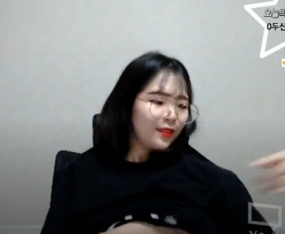 큰손이 알려주는대로 벗방하는 하꼬bj